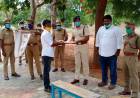 ஊர்காவல் குடும்பத்தினருக்கு SP சுகுணசிங் IPS அவர்கள் அத்தியாவசிய பொருட்களை வழங்கினார்...