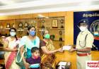 பணியிலிருக்கும் போது மரணமடைந்த காவல்துறையினரின் குடும்பத்திற்கு ரூபாய் 3 லட்சத்திற்கான வரைவோலையை திருநெல்வேலி மாவட்ட காவல் கண்காணிப்பாளர் நெ. மணிவண்ணன் இ.கா.ப., வழங்கினார்...