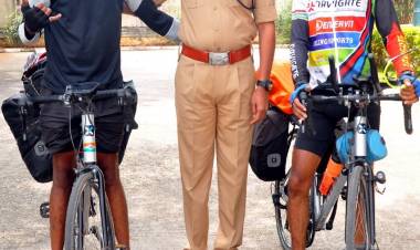 சுற்றுசூழல் பாதுகாப்பு சைக்கிள் பேரணி நெல்லை மாநகரகாவல் ஆணையர் தீபக் தாமோர் IPS வாழ்த்து...