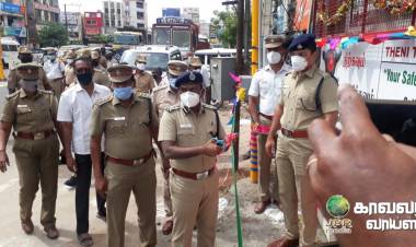 திண்டுக்கல் சரக காவல்துறை துணைத் தலைவர் புதிய டிஜிட்டல் போக்குவரத்து விளக்கை திறந்து வைத்தார்...