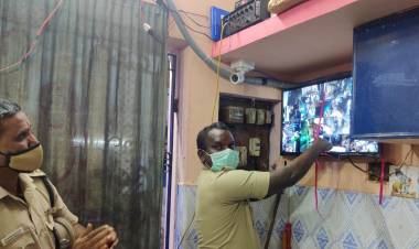 புளியந்தோப்பு துணை ஆணையாளர் புதிதாக பொருத்தப்பட்ட 30 சிசிடிவி கேமராக்களை துவக்கி வைத்தார்...