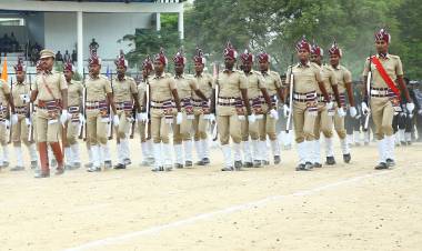 காவல் நிலையமா!  கருணை இல்லமா!!  கண்ணீரில் காவலர்கள் !!!