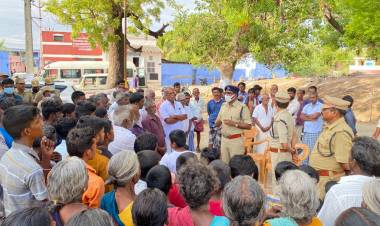 பொதுமக்களுக்கு சமூக நல்லினக்கணம் தொடர்பான விழிப்புணர்வு கூட்டம் மாவட்ட காவல் கண்காணிப்பாளர் நெ.மணிவண்ணன் இ.கா.ப அவர்கள் தலைமையில் நடைபெற்றது...