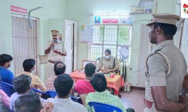 கும்மிடிப்பூண்டி துணை போலீஸ் சூப்பிரண்டு ரீத்து தலைமையில் குற்ற செயல்களை தடுக்க ஆலோசனை கூட்டம்...