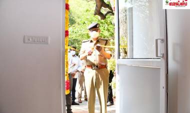 சென்னை காவல்ஆணையரக 3ம் எண்நுழைவுவாயில் அருகே காவல்உதவிமையம் அறை சங்கர்ஜிவால், இ.கா.ப.,திறந்துவைத்தார்.