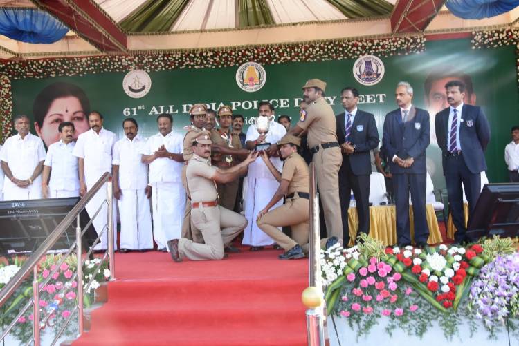 அகில இந்திய காவல்துறை சந்திப்பு தமிழக காவல்துறையினர்18 தங்கம் 10 வெள்ளி 5.  வெங்கலம்   மொத்தம் 33 பதக்கம் வென்று முதலிடம்
