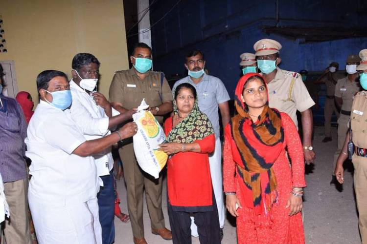 அடிஉதை இல்லை வித்தியாசமான தண்டனைகள் இல்லை  நெல்லை மாநகர காவல்துறை ...