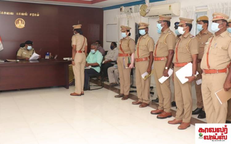கோயமுத்தூர் சரக காவல் துறை துணைத் தலைவர் M.S. முத்துசாமி , இ.கா.ப அலுவலகத்தில் சரக அளவிலான குறைதீர்க்கும் முகாம் இன்று நடைபெற்றது... 