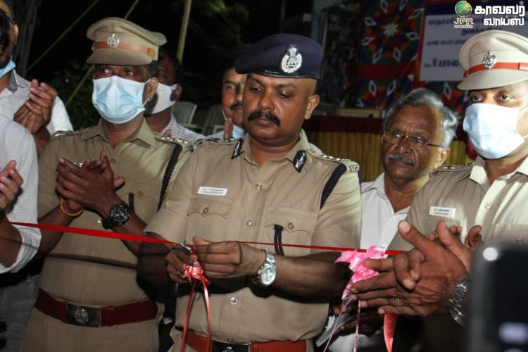 கோவை மாநகர காவல் ஆணையர் V.பாலகிருஷ்ணன் IPS., அவர்கள் லட்சுமி மில் சந்திப்பில் Pedestrian Crossing Marking வசதி மக்கள் பயன்பாட்டிற்காக திறந்துவைத்தார்...