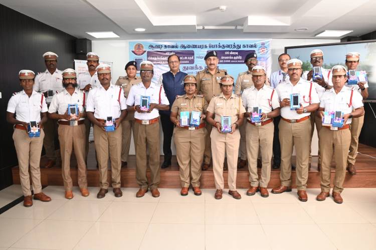போக்குவரத்து விதிமீறல்களுக்கான நேரடி அபராதம் செலுத்தும்  திட்டத்தை ஆவடி காவல் ஆணையாளர் அவர்கள் இன்று துவக்கி வைத்துள்ளார்...